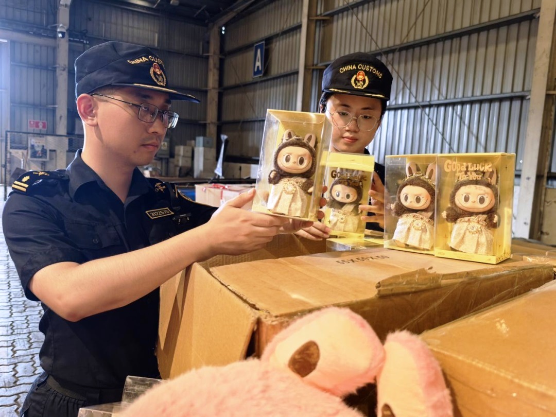 今年全国海关拦截183万件涉嫌侵权Labubu产品